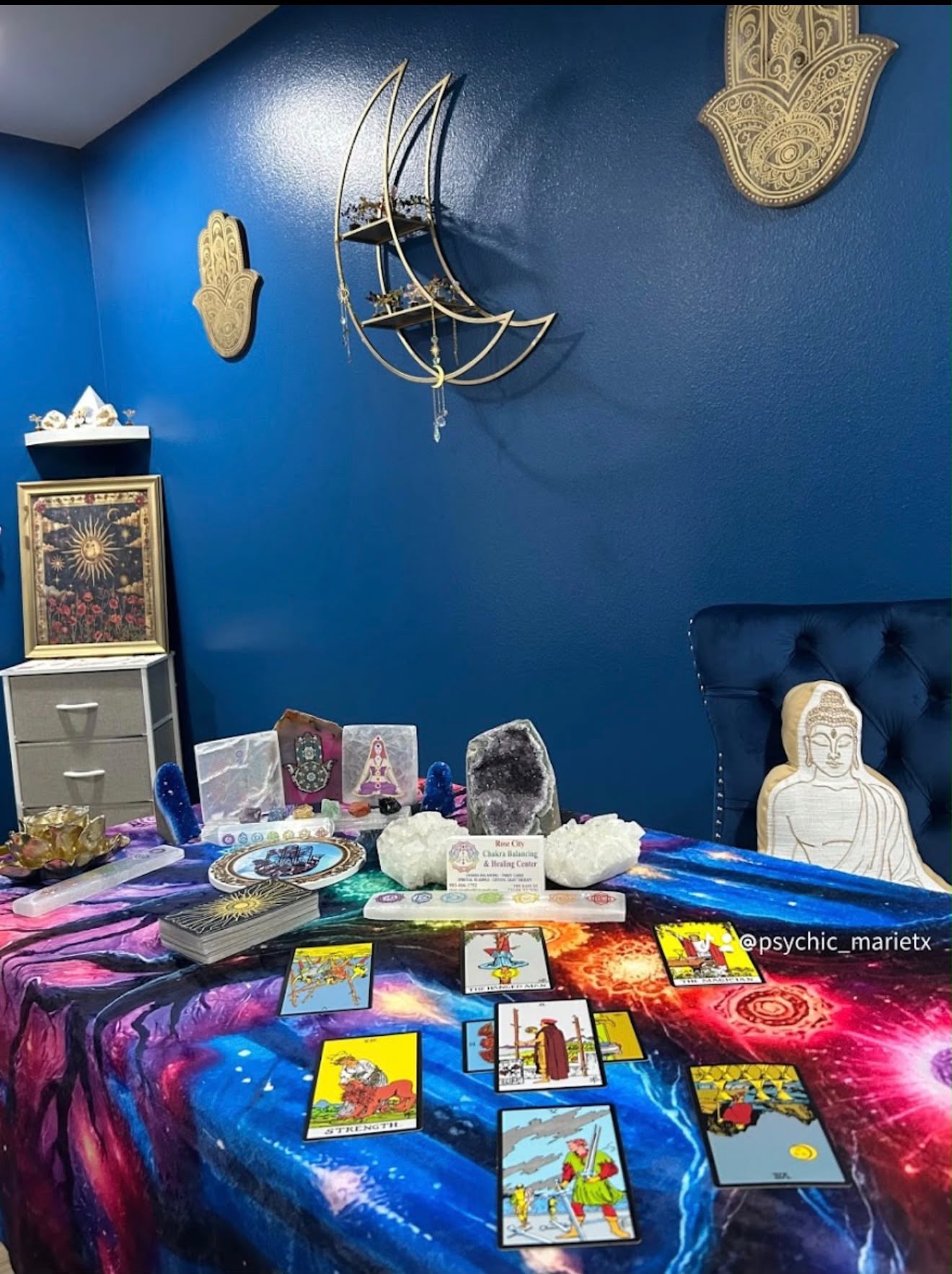 Private Tarot Reading Altar & Crystal Layout